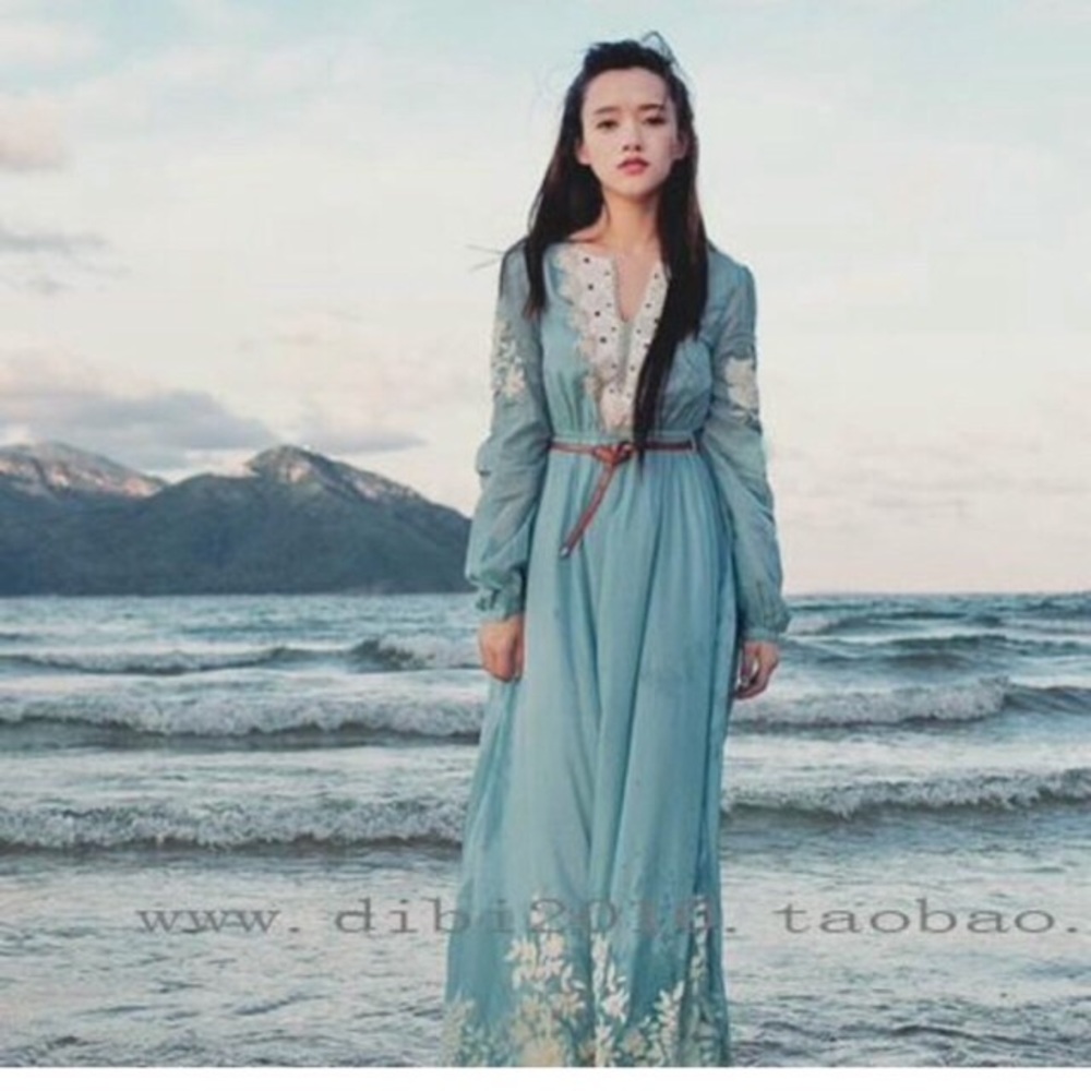 Beautiful long sleeve dress